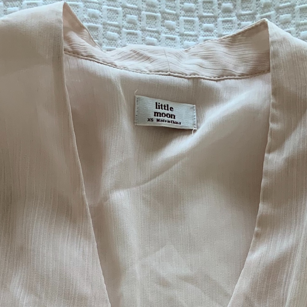 Aritzia Little Moon Sheer Pink XS Lunaria Blouse - Picture 4 of 5